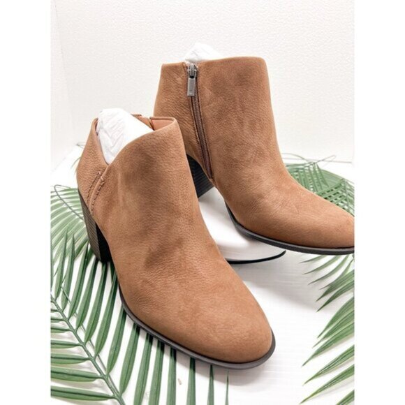Lucky Brand Bellita Women's Brown Leather Heeled Ankle Booties Size 11 NWOB - Picture 1 of 10